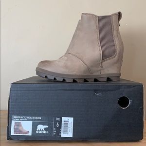 Sorel women’s wedge boot